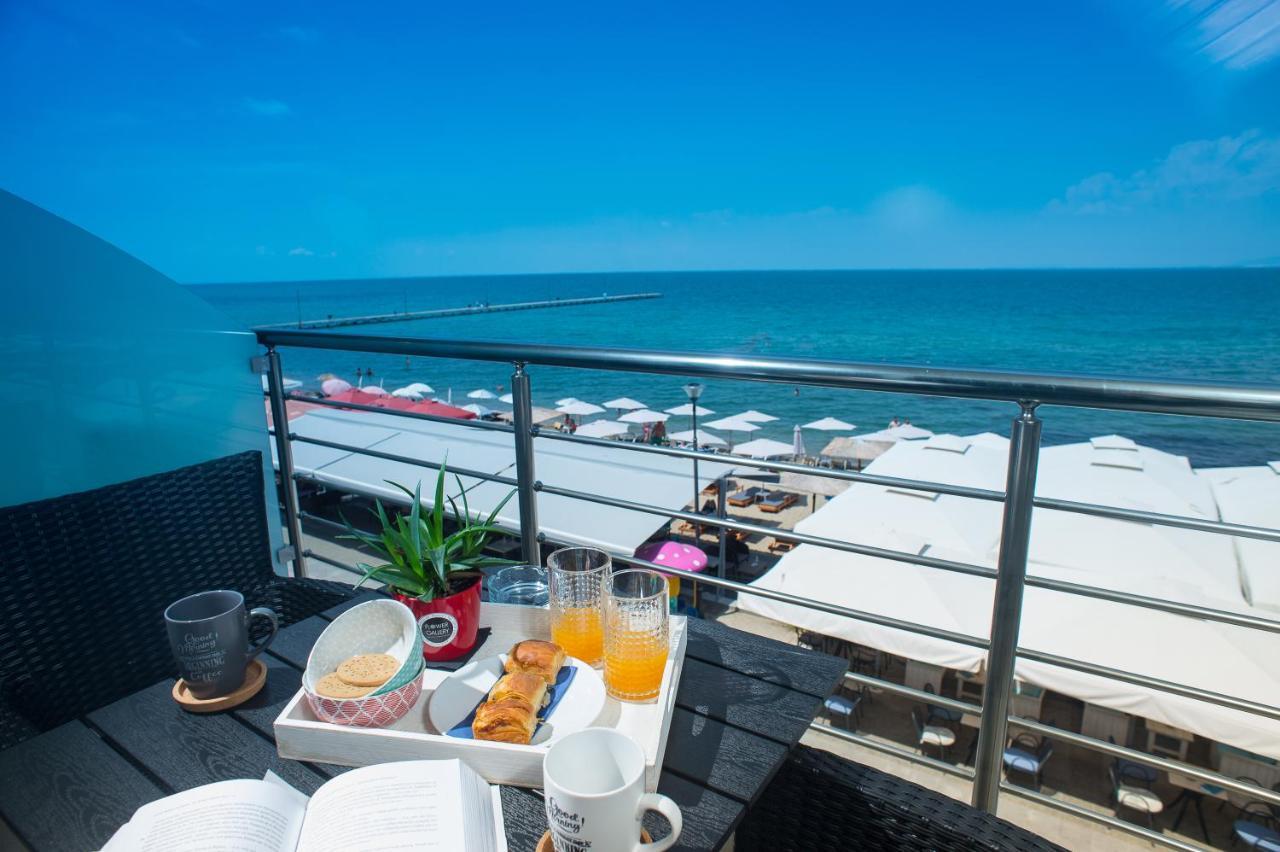Peraía Lux Vip Apartments מראה חיצוני תמונה